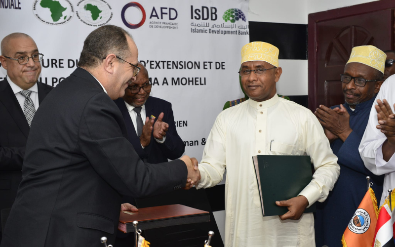 Signature du contrat pour la construction du port de Boingoma